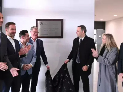 En la inauguraci�n de una f�brica, Adorni defendi� el rumbo econ�mico