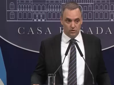 Manuel Adorni, volvi� a dar una conferencia de prensa