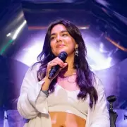 �ngela Leiva sorprendi� a todos con un cover de AC/DC y se volvi� viral
