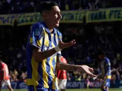 Di Mar�a festej� el gol con un "six seven" dedicado a sus hijas