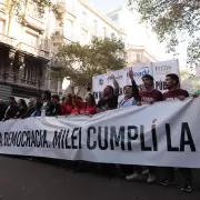 Marcha Universitaria: masiva movilizaci�n a Plaza de Mayo por presupuesto y salarios