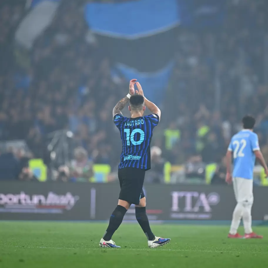 La ovación para el capitán cuando fue sustituido en el segundo tiempo