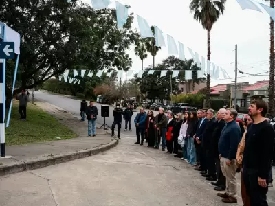 Imposici�n de nombre a una calle de Los Perales