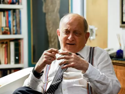Chiche Gelblung permanece internado en terapia intensiva