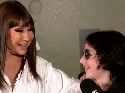 El impactante look de Moria Cas�n en los Mart�n Fierro 2026: lleg� con su nieto Dante y revolucion� la alfombra roja