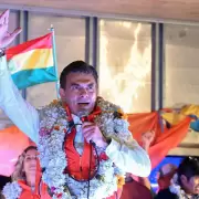 Crisis en Bolivia: el Gobierno neg� una posible salida de Rodrigo Paz tras la ola de protestas que sacude La Paz