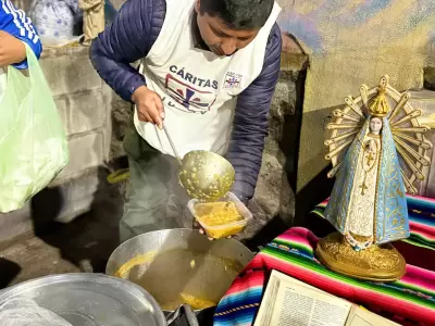 C�ritas ayuda a personas en situaci�n de calle