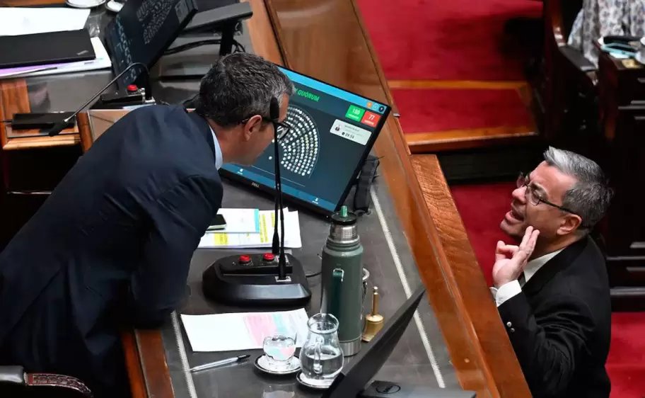 El Gobierno buscará reducir subsidios por Zona Fría y bloquear la interpelación contra Adorni en Diputados