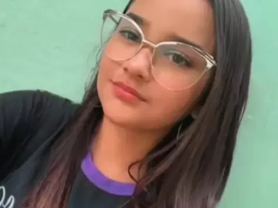 Mar�a Catarina Souza Carvalho adolescente brasil