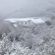 Nieve en Jujuy: la localidad de Molulo, en Tilcara, amaneci� cubierta de blanco