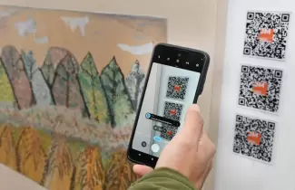 qr con audiodescripciones para personas con discapacidad visual