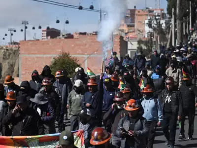 Cuatro muertes por falta de atenci�n m�dica debido a los bloqueos y las violentas protestas contra el Gobierno en Bolivia