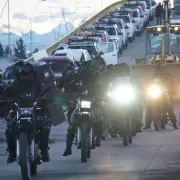 El gobierno boliviano despliega operativo para liberar rutas bloqueadas