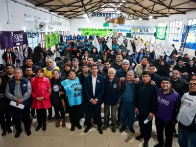 Encuentro Carlos Sadir con gremios