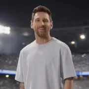"We are ready": Messi sorprendió hablando en inglés en el video del Mundial y estallaron los memes contra Piqué