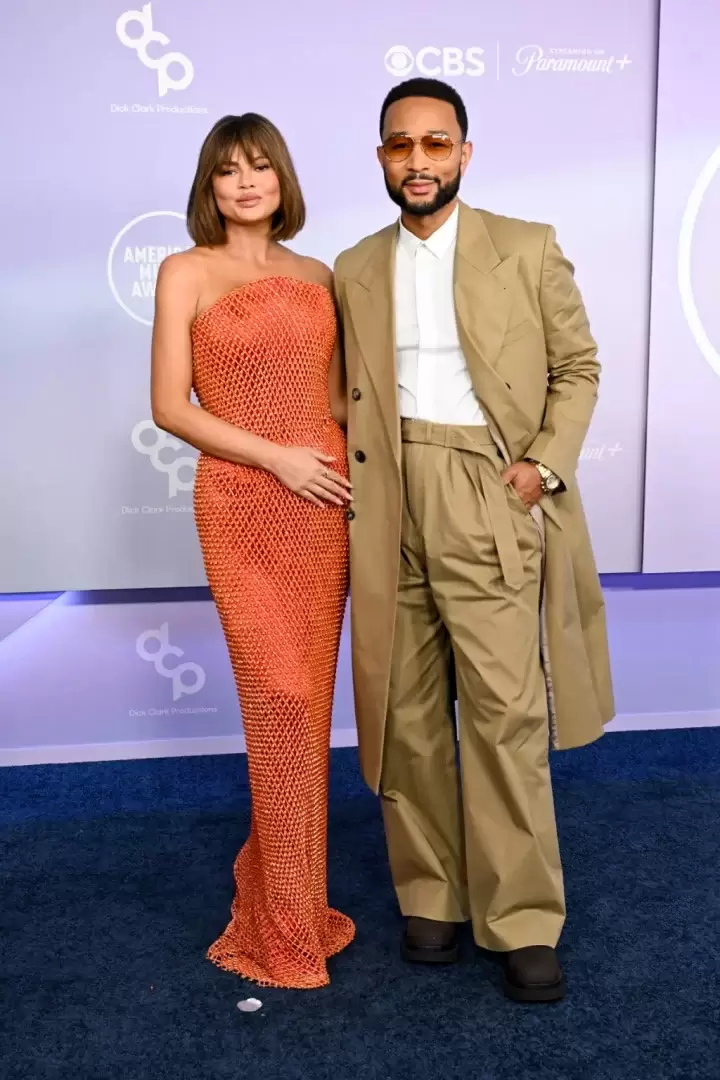chrissy-teigen-john-legend-american-music-awards-2026-billboard-1200