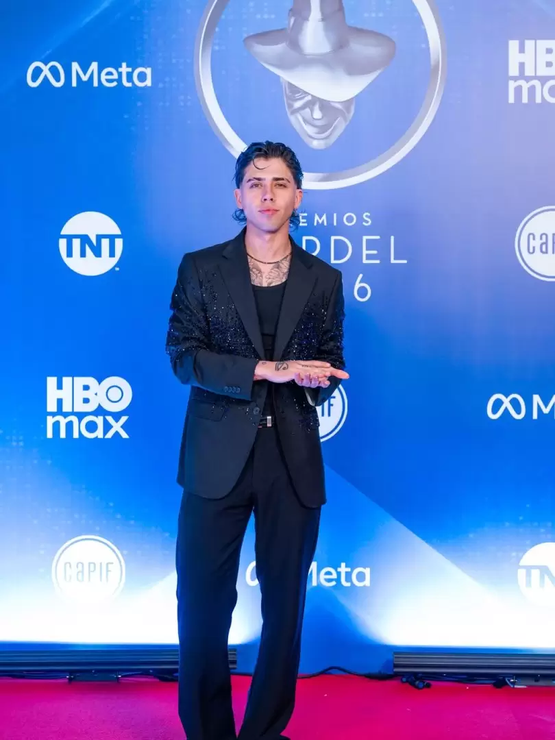 Looks premios gardel