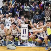El Carmen B�squet lo gan� en los �ltimos segundos y mantuvo el invicto