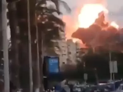 Un misil israel� impact� contra un edificio en la ciudad de Tiro, L�bano
