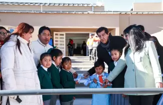 Sadir inaugur� la Escuela Primaria N� 211 "Gendarmer�a Nacional" en Olaroz Chico