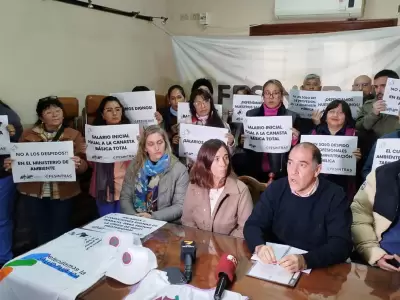 conferencia de prensa de Apuap