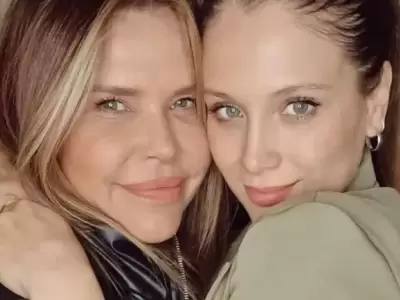 Nazarena V�lez quebr� en llanto por el nuevo cruce de su hija Barbie con Fede Bal: ��l hizo un show para que le crean�