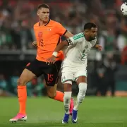 Batacazo: Argelia le gan� 1-0 a Pa�ses Bajos y encendi� las alarmas de Argentina para el debut mundialista