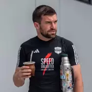 Tim Payne podr�a llegar al f�tbol argentino: Deportivo Riestra analiza fichar al fen�meno viral de Nueva Zelanda