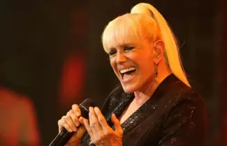 valeria lynch