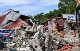 Tragedia: brutal terremoto de 7,8 sacudi� a Filipinas y hay alerta de tsunami