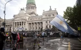 Protestas en el Congreso contra la reforma laboral