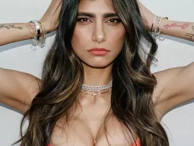 Es IA: La verdad detr�s de la foto viral de Mia Khalifa en el Mundial y los verdaderos famosos que coparon las tribunas