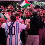 Tensión en Nueva York: incidentes entre hinchas de Argentina y Argelia antes del partido por el Mundial