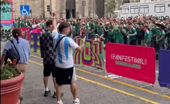 Mauro, el juje�o que "enfrent�" a cientos de hinchas Mexicanos