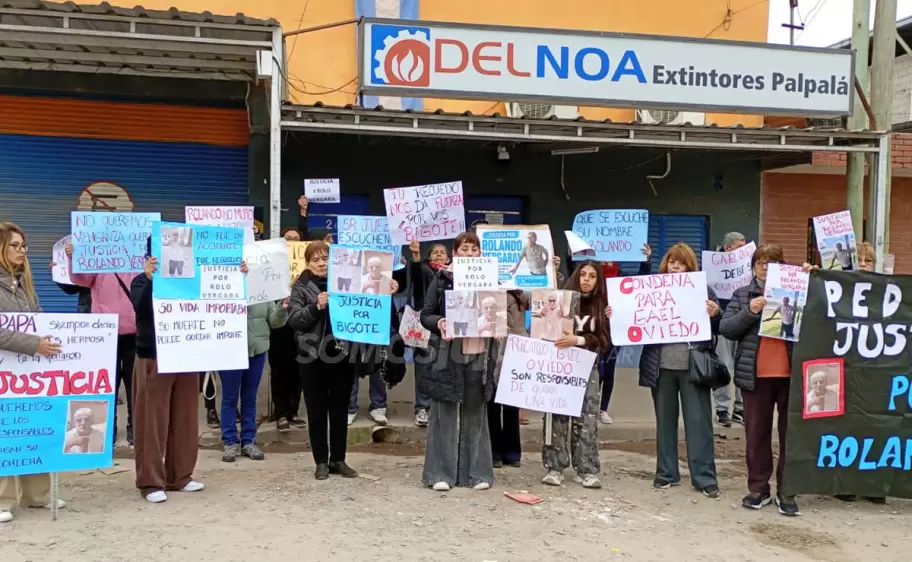 Familiares de Rolando Vergara marcharon en Palpalá para pedir justicia tras el siniestro fatal