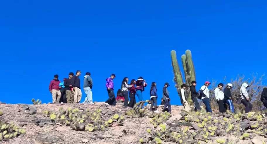 Estudiantes de hornillos vivieron una jornada de trekking en las alturas