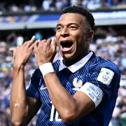 Francia venció a Senegal 3-1 con un doblete histórico de Kylian Mbappé