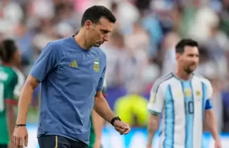 Lionel Scaloni tras el triunfo frente a Argelia en el inicio del Mundial para Argentina