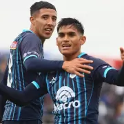 Gimnasia goleó a Nueva Chicago en el "23 de Agosto" y trepó a la punta de la Zona B