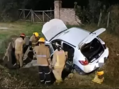 Explosi�n de un celular dentro de un auto provoc� la muerte de la docente