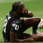 Una de las figuras de Canadá sufrió una fractura en el partido con Qatar