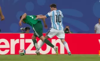 Desde Argelia est�n molestos por decisiones arbitrales durante el partido frente a Argentina
