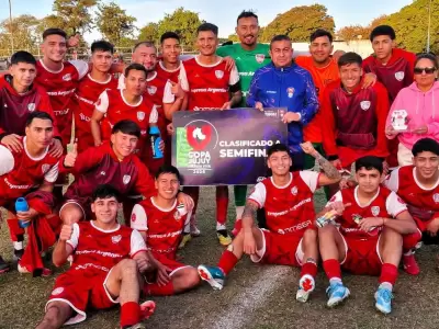 Atl�tico San Pedro semifinalista