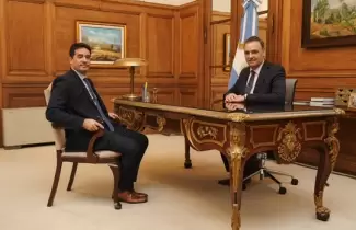 Manuel Adorni se reuni� con el nuevo vocero presidencial