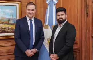 manuel adorni y fabian fernandez