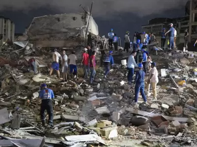 El gobierno de Venezuela elev� la cifra de v�ctimas de los terremotos a 164 muertos y 971 heridos