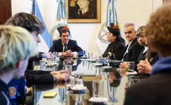 Con el Rotary International, Sadir destac� las oportunidades de intercambio para j�venes de la Puna