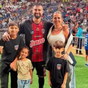 Un futbolista argentino busca a su esposa y a sus dos hijos tras el derrumbe del edificio donde viv�an en Venezuela