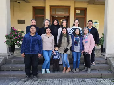 foto - gacetilla programa becas cuidado wim - unju-exar