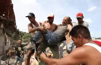 Tragedia en Venezuela: ya son 589 los muertos y buscan desesperadamente a m�s de 60.000 personas